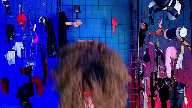 Snapshot of MrEbonybdsm chatting on November 2025 04:06:01 PM MrEbonybdsm online show from November 2025 04:06:01 PM