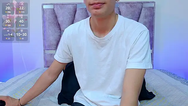 lana and liam  online show from October 2025 10:23:02 AM