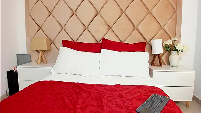 AngelinaDuvall online show from October 2025 12:08:02 PM