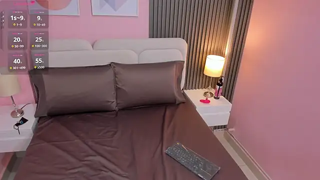 Clawdeen  wolf online show from November 2025 12:11:02 AM