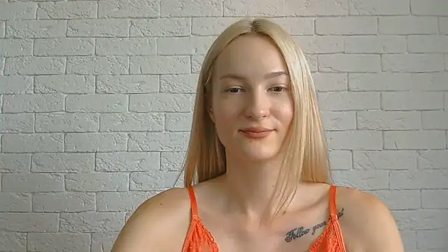 Snapshot of Alice_Sweet_01 chatting on August 2026 10:28:02 AM Alice Sweet 01 online show from August 2026 10:28:02 AM