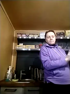 KimmyAghora online show from January 2026 11:37:01 AM