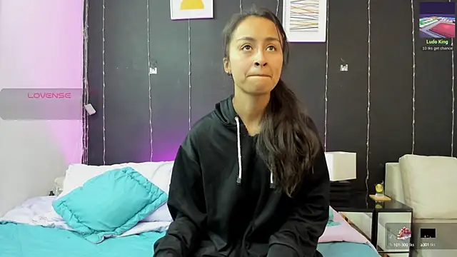 bravepetunia online show from September 2025 11:43:01 AM