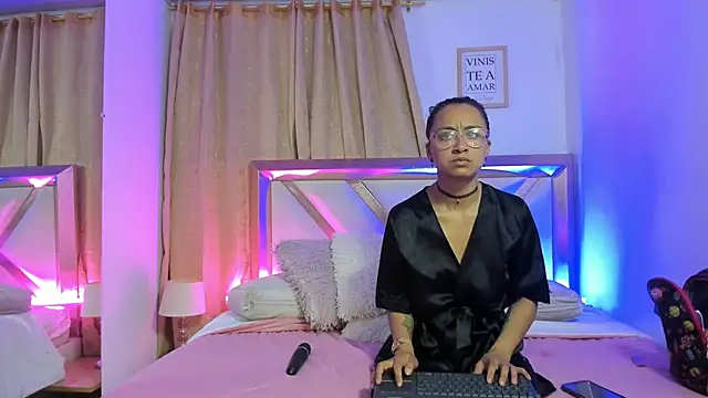 bravepetunia online show from October 2025 12:13:02 PM