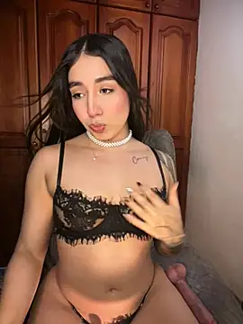 KaditaNavarro online show from July 2026 11:21:02 PM