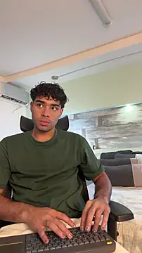 RaphaelDufort online show from January 2026 04:45:02 PM