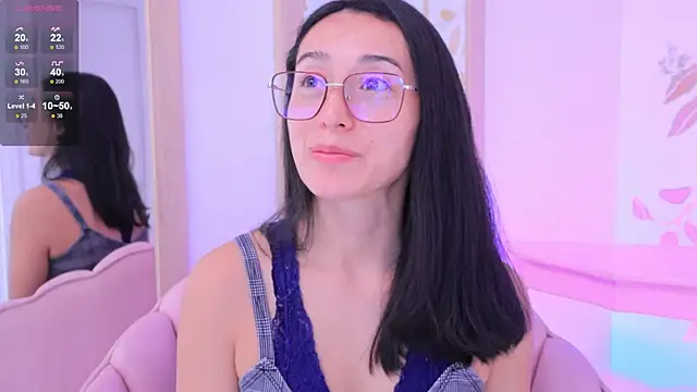 Ginevra esposito online show from September 2025 12:38:02 PM