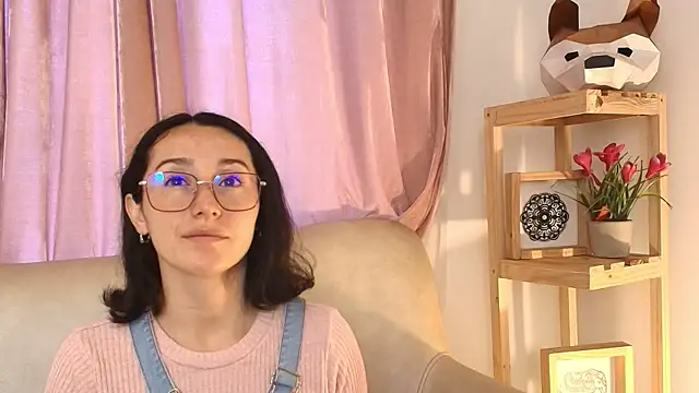 Snapshot of Ginevra_esposito chatting on April 2026 12:47:01 PM Ginevra esposito online show from April 2026 12:47:01 PM