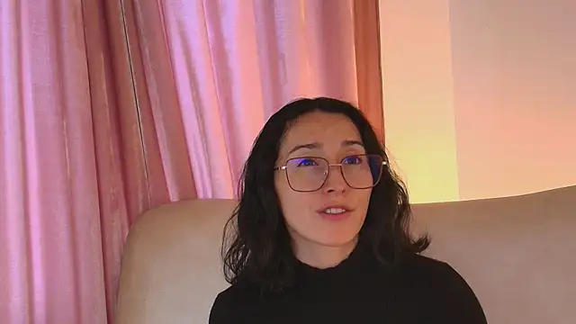 Snapshot of Ginevra_esposito chatting on May 2026 12:32:01 PM Ginevra esposito online show from May 2026 12:32:01 PM