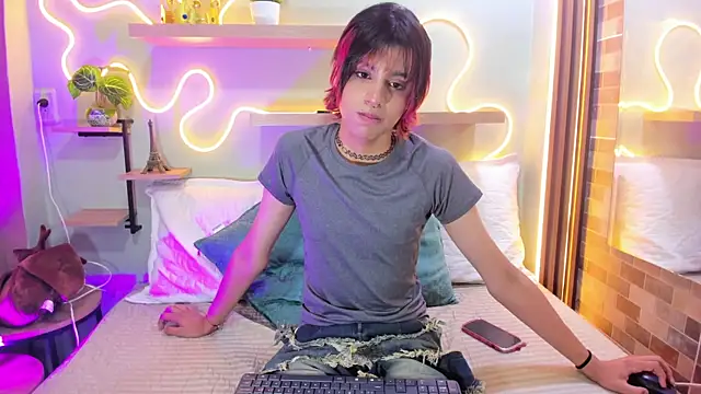 Dan Copers online show from November 2025 08:10:01 PM