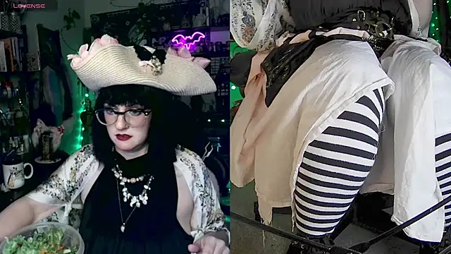 LadyMarzanna online show from November 2025 02:02:02 AM