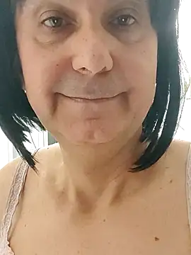 Emily de Carla online show from October 2025 06:44:01 AM