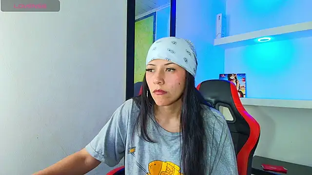 Raven Rouge  online show from September 2025 06:13:02 AM