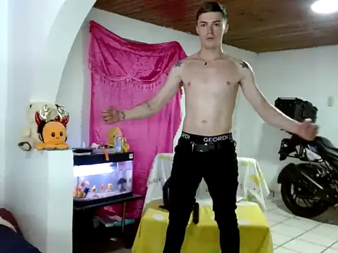 Ken bigcock77 online show from September 2025 03:17:02 AM