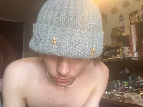 XanderOzzz online show from September 2025 02:39:02 PM