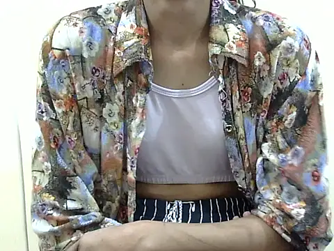 smallcuute online show from November 2025 08:36:02 AM