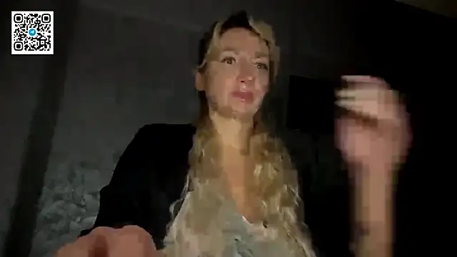 Lapussia online show from September 2025 06:02:02 PM