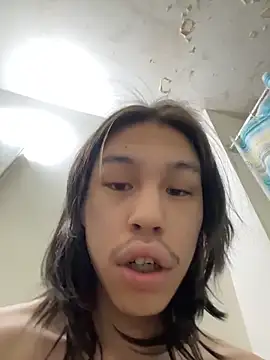 Snapshot of heytherepeoples717 chatting on December 2025 02:46:01 PM heytherepeoples717 online show from December 2025 02:46:01 PM