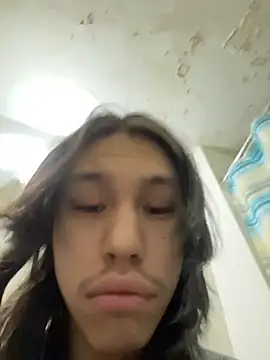 Snapshot of heytherepeoples717 chatting on December 2025 01:07:01 PM heytherepeoples717 online show from December 2025 01:07:01 PM