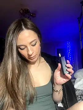 Snapshot of _shadylady_ chatting on October 2025 04:05:02 PM shadylady online show from October 2025 04:05:02 PM