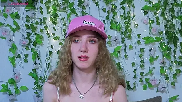 EmmaNovak online show from May 2026 09:09:01 PM