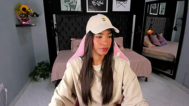 kitty collins  online show from September 2025 10:52:02 AM