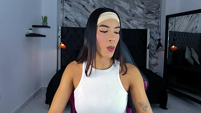 kitty collins  online show from June 2026 11:56:02 AM