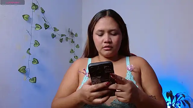 isa salvatore  online show from September 2025 06:08:02 PM