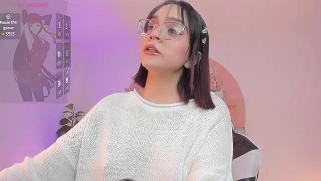 Clara Luu online show from July 2026 03:00:02 AM