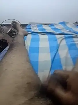 ceyloanboy online show from April 2026 10:52:01 AM