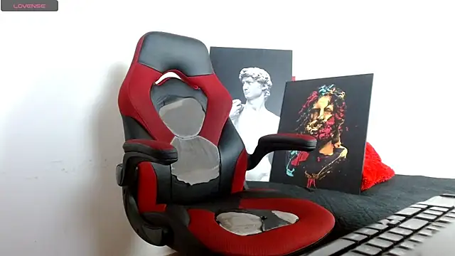 Snapshot of Codyknightt chatting on October 2025 12:09:01 PM Codyknightt online show from October 2025 12:09:01 PM