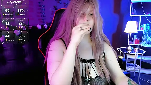 fillisfox  online show from September 2025 03:36:01 PM