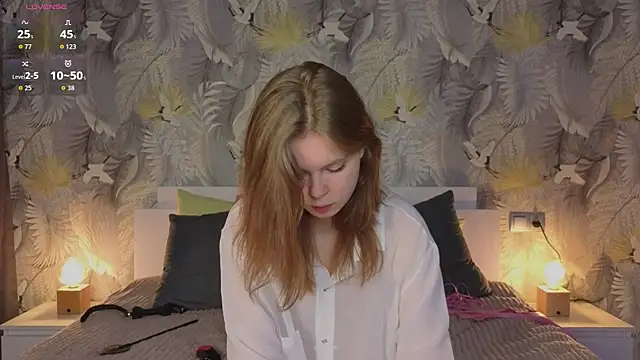 JulietteRain online show from October 2025 04:07:02 PM