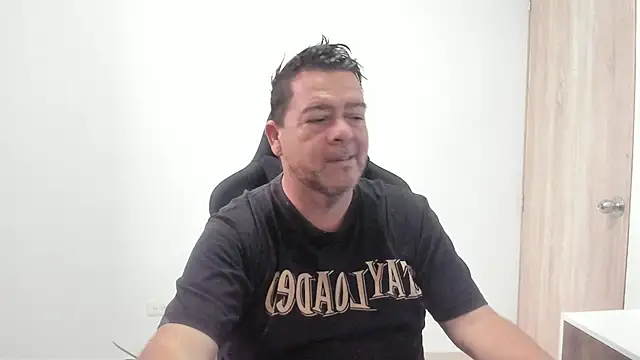 massimo dannger online show from October 2025 12:59:01 PM