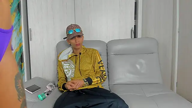 Something pork4 online show from October 2025 01:43:02 PM