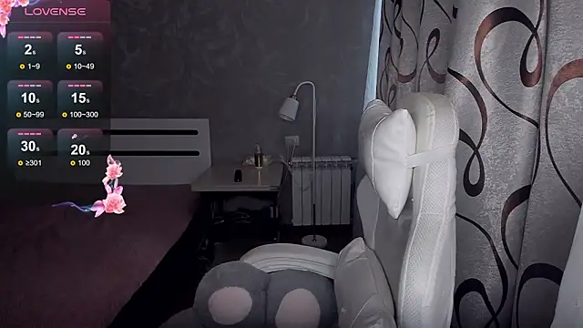 Snapshot of KiraKrox chatting on February 2026 09:18:02 AM KiraKrox online show from February 2026 09:18:02 AM