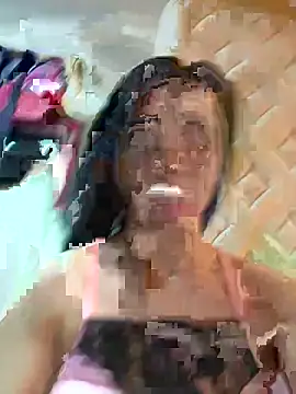 hotqueen02 online show from April 2026 07:39:01 AM