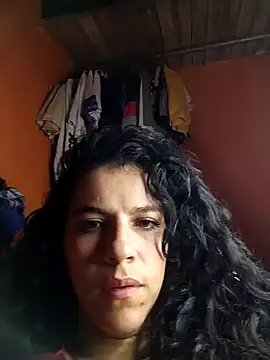 lucerocutte online show from April 2026 04:18:01 AM