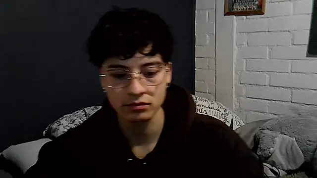 Snapshot of feeelipe2007 chatting on June 2026 10:20:01 PM feeelipe2007 online show from June 2026 10:20:01 PM