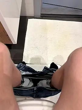 Snapshot of myPriority01 chatting on September 2025 01:03:01 PM myPriority01 online show from September 2025 01:03:01 PM