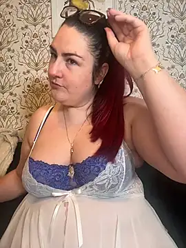 Lacey-BBW online show from November 2025 09:30:02 PM