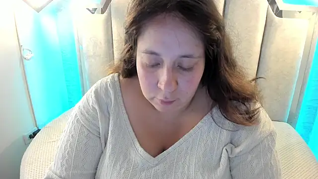  Emily rosee  online show from September 2025 12:27:01 PM