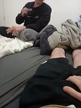 Couplefrsex online show from October 2025 08:22:01 PM