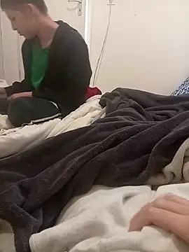 Couplefrsex online show from October 2025 02:07:02 PM