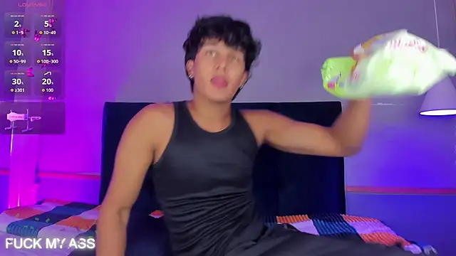 Leo Savage  online show from September 2025 04:11:02 AM