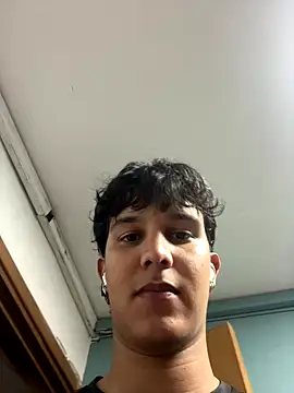 Leo Savage  online show from October 2025 03:04:01 AM