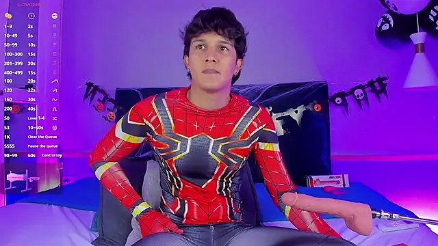 Leo Savage  online show from October 2025 04:05:01 AM