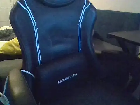 Wyrolowanyyy online show from May 2026 08:10:02 PM