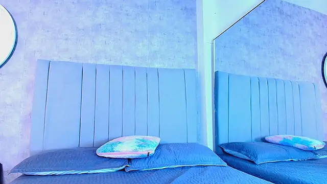 karla-ruiz online show from October 2025 07:59:01 PM