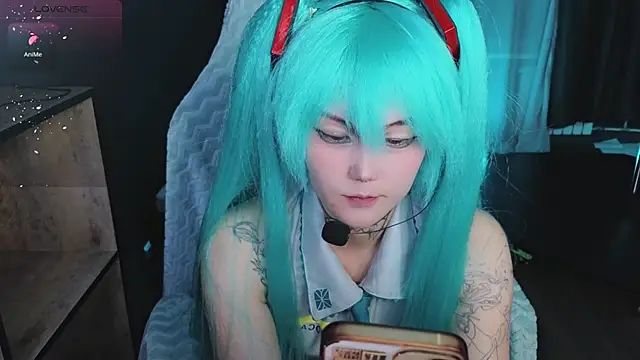 GothXRaven online show from February 2026 04:19:02 PM